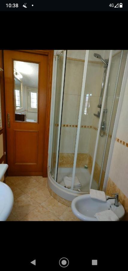 Vittorio ll house Hotel Roma Esterno foto